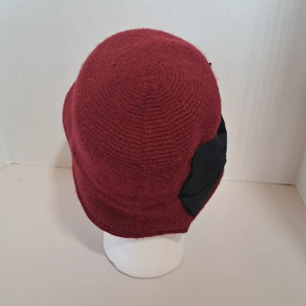 Scala Pronto Burgundy Wool‎ Cloche Hat With Black Bow Accent